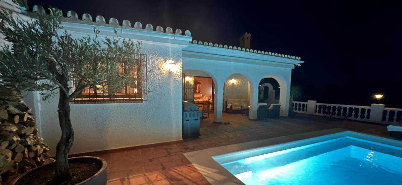 Romantic White Villa -Private Pool Нерха Екстер'єр фото