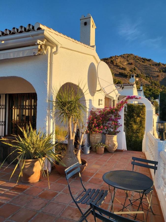 Romantic White Villa -Private Pool Нерха Екстер'єр фото
