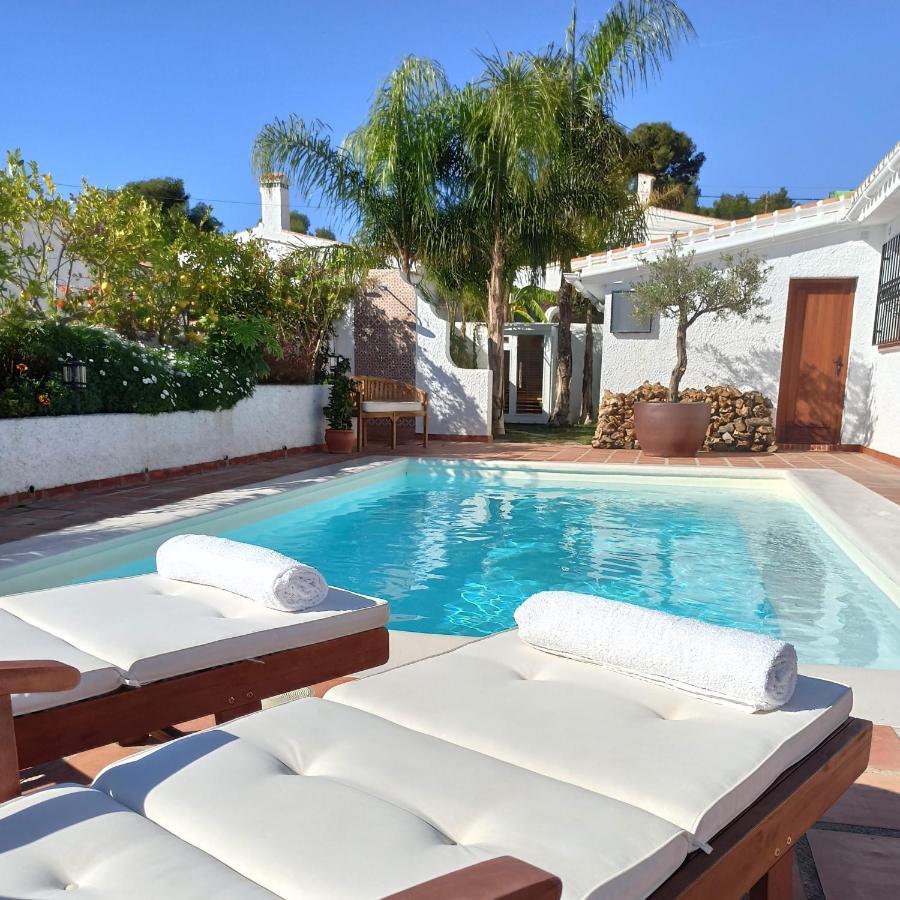 Romantic White Villa -Private Pool Нерха Екстер'єр фото